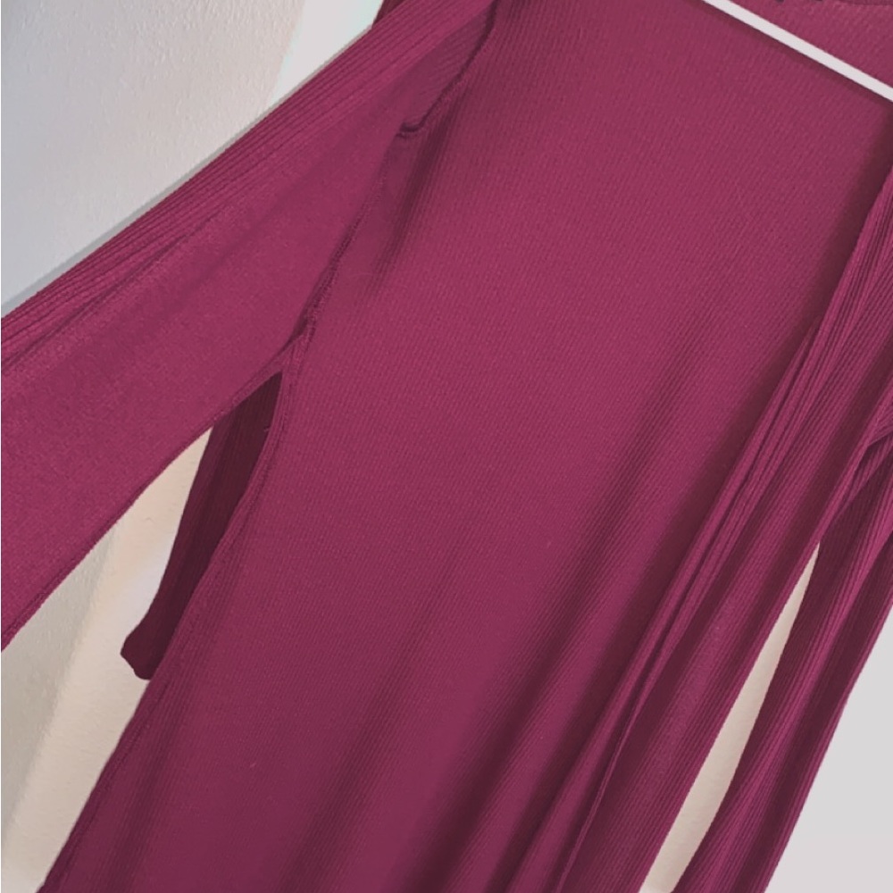 Maroon Cardigan - Picture 2 of 3